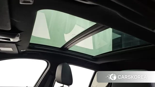 BMW 1 Series (F40) id 3610470 из Кореи 9