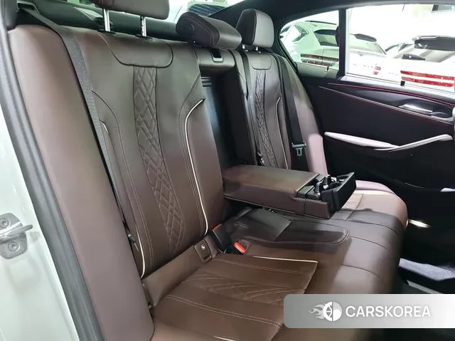 BMW 5 Series (G30) id 2915243 из Кореи 9