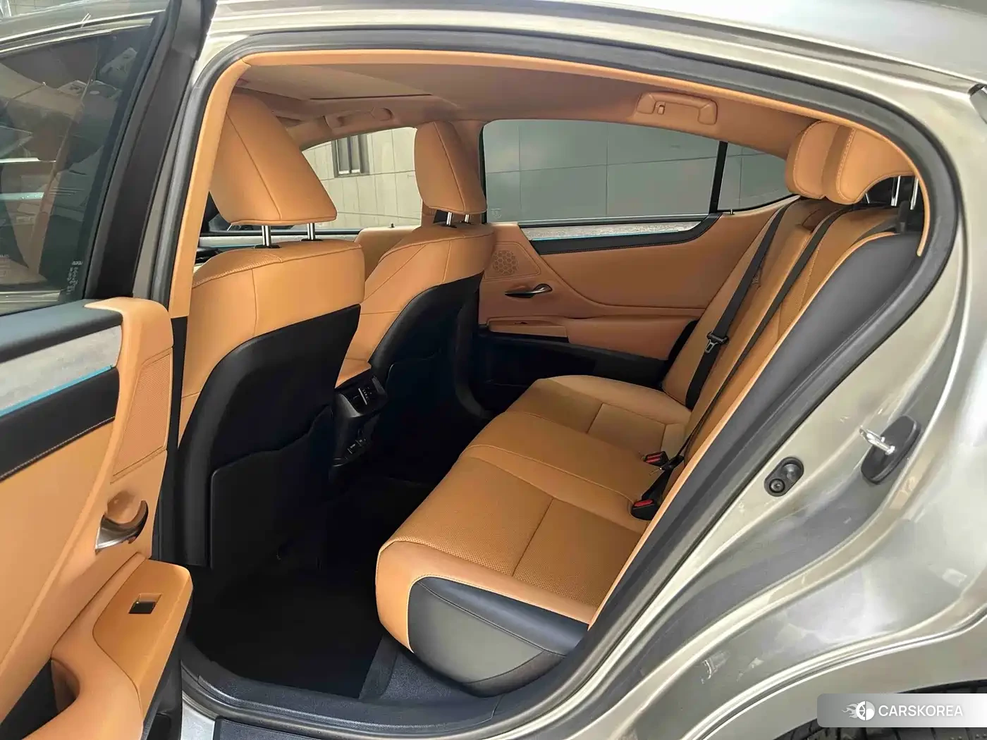 Lexus ES id 4653869 из Китая 9