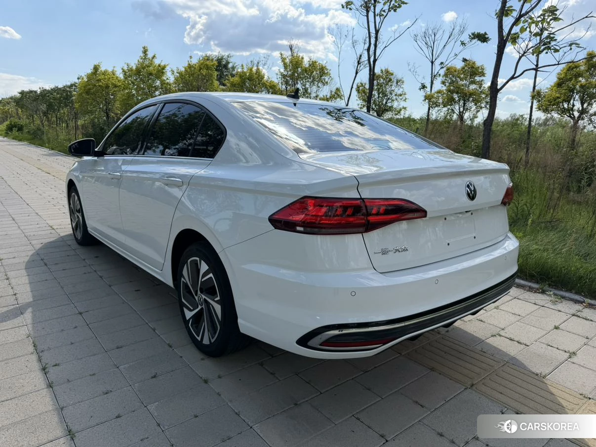 Volkswagen Bora id 4487131 из Китая 9