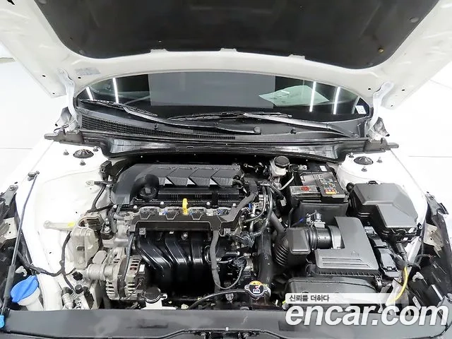 Hyundai Avante (CN7) id 2899587 из Кореи 9