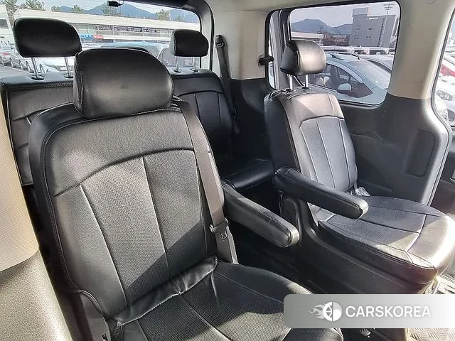 Hyundai Staria id 3640362 из Кореи 9