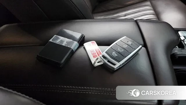 Genesis G90 id 3672555 из Кореи 9