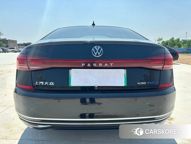Volkswagen Passat PHEV id 4279188 из Китая 9