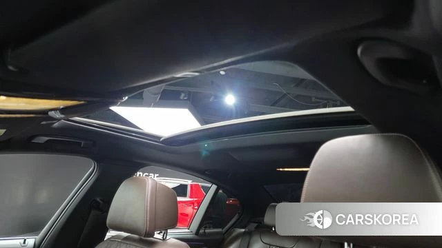 BMW 5 Series (G30) id 3879198 из Кореи 9