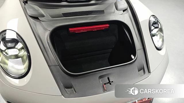 Porsche 911(992) id 4872312 из Кореи 9