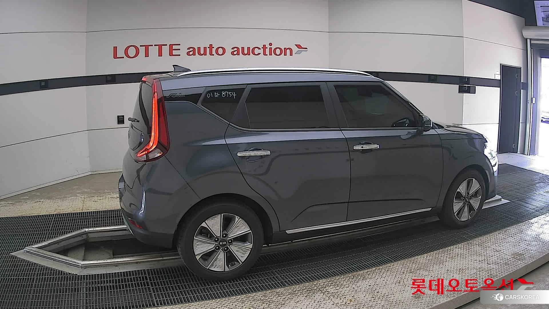 Kia Soul Booster EV id 4289512 из Кореи 9