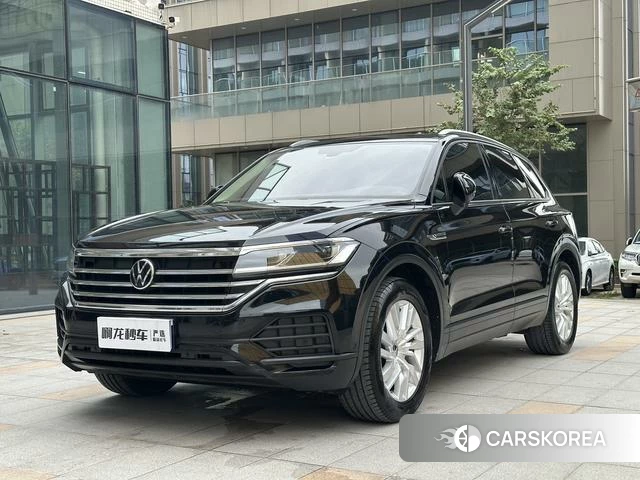 Volkswagen Touareg id 4262117 из Китая 9