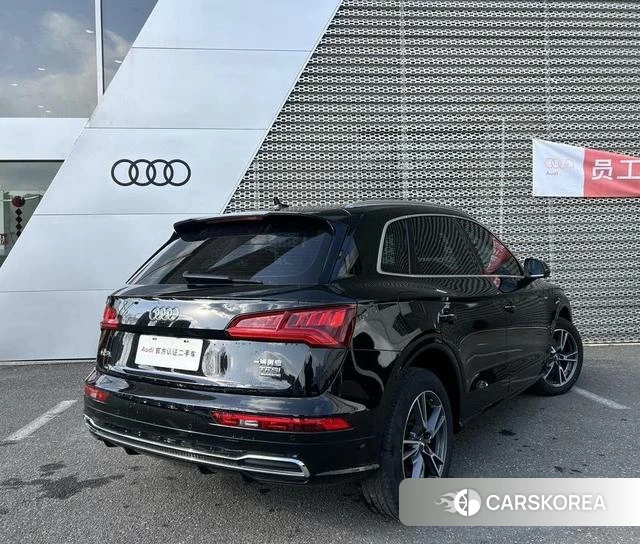 Audi Q5L id 4272943 из Китая 9
