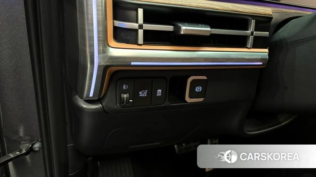 Hyundai Santa Fe (MX5) id 3793281 из Кореи 9