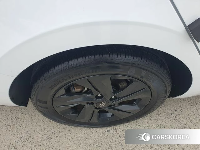 Hyundai Avante (CN7) id 4292918 из Кореи 9