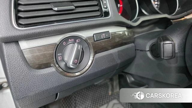 Volkswagen The New Passat id 4865432 из Кореи 9