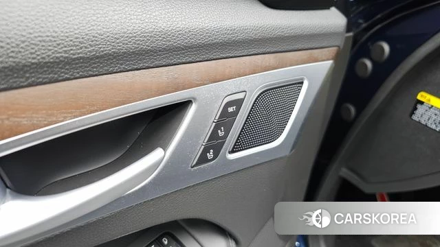 Genesis G80 id 4652401 из Кореи 9