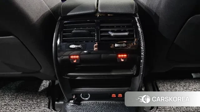 BMW 5 Series (G30) id 3497341 из Кореи 9