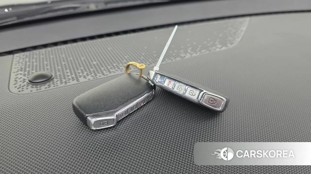 Kia Di Ol Nu Niro id 4740737 из Кореи 9