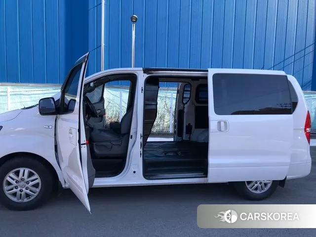 Hyundai The New Grand Starex id 3399200 из Кореи 9