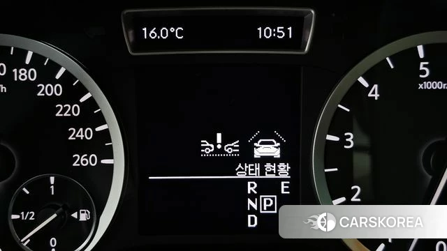 Infiniti Q30 id 3885793 из Кореи 9