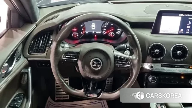 Kia Stinger id 3593444 из Кореи 9