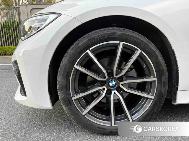 BMW 3 series id 4297473 из Китая 9