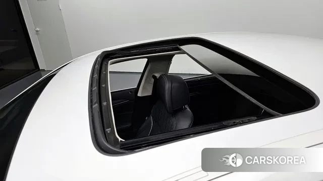 BMW 5 Series (G30) id 3031924 из Кореи 9