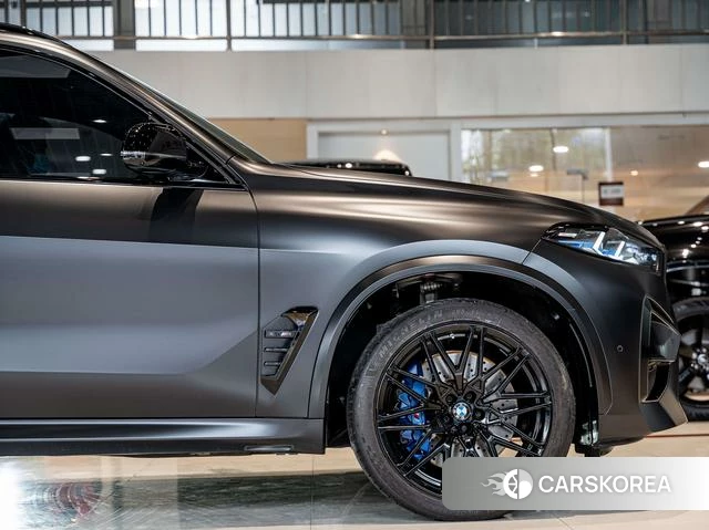BMW X5 M id 4261622 из Китая 9