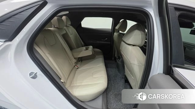 Hyundai Avante (CN7) id 4608355 из Кореи 9