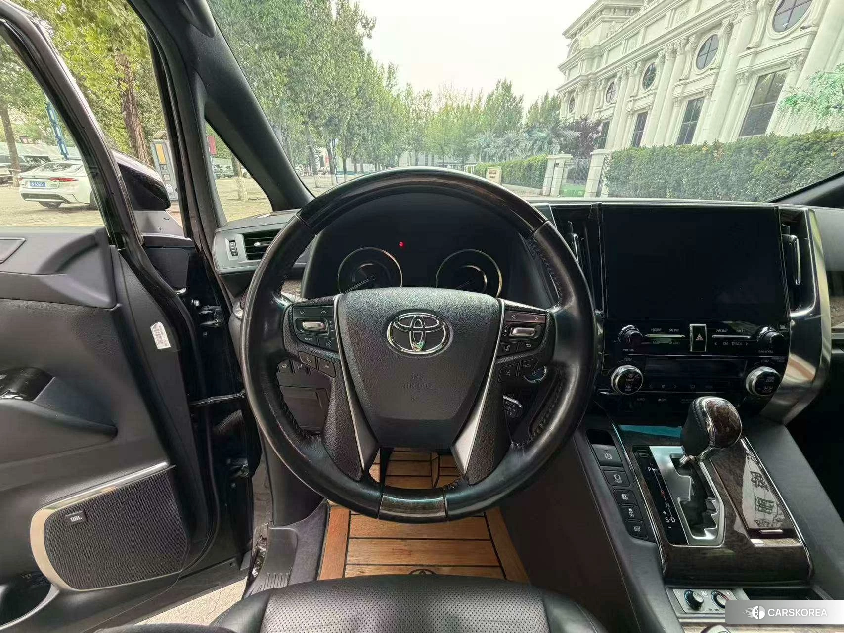 Toyota Wilfa id 4461421 из Китая 9
