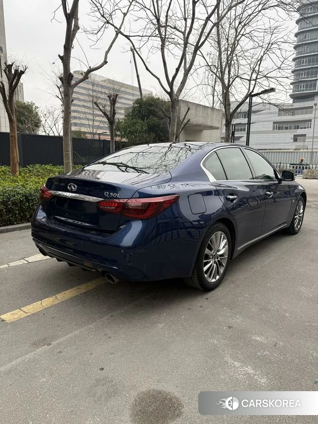 Infiniti Q50L id 4219631 из Китая 9