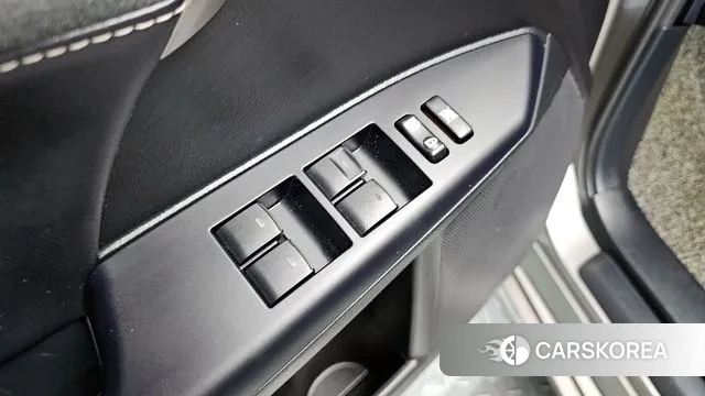 Lexus CT200h id 2977101 из Кореи 9