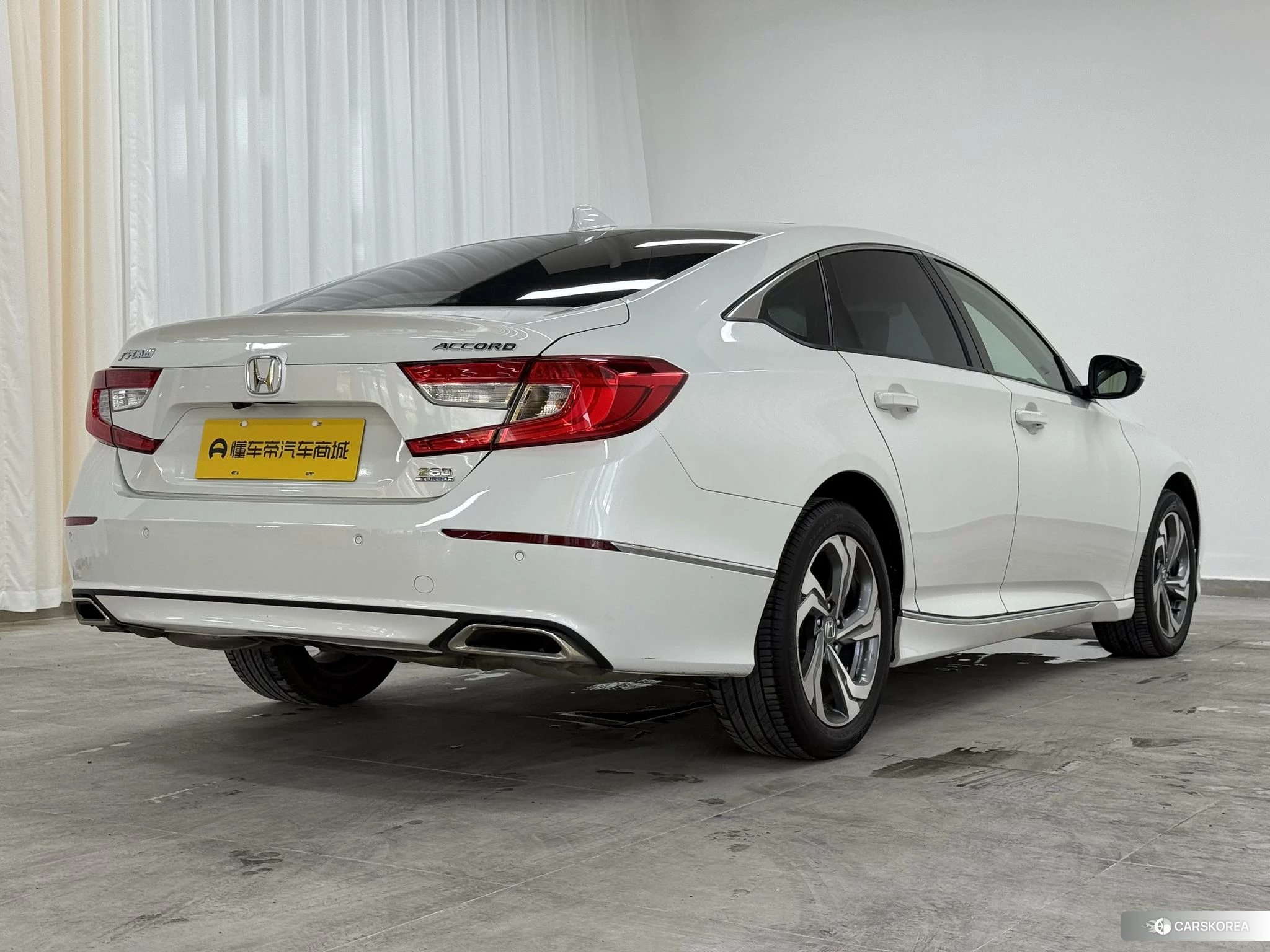 Honda Accord id 4510996 из Китая 9