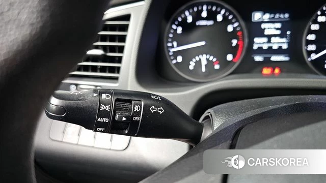 Hyundai Avante AD id 3829276 из Кореи 9