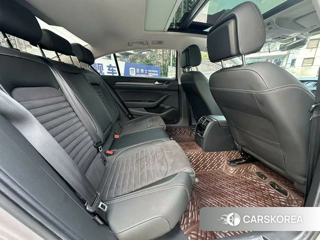 Volkswagen Magotan id 3993370 из Китая 9