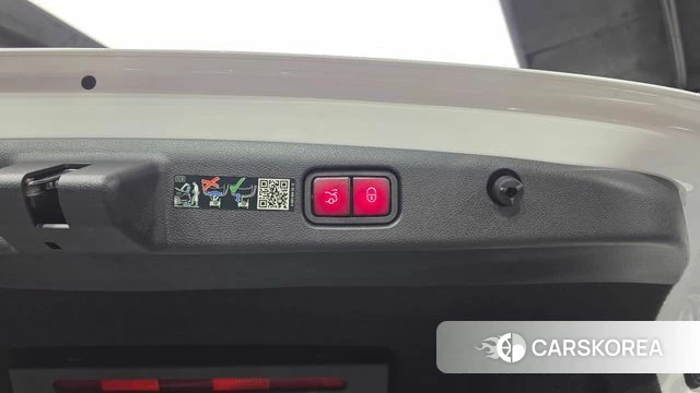 Mercedes-Benz E-Class W214 id 4853947 из Кореи 9