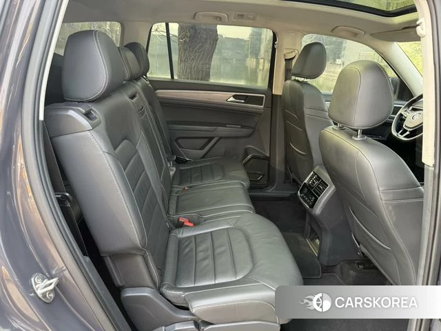 Volkswagen Tourang id 4210239 из Китая 9
