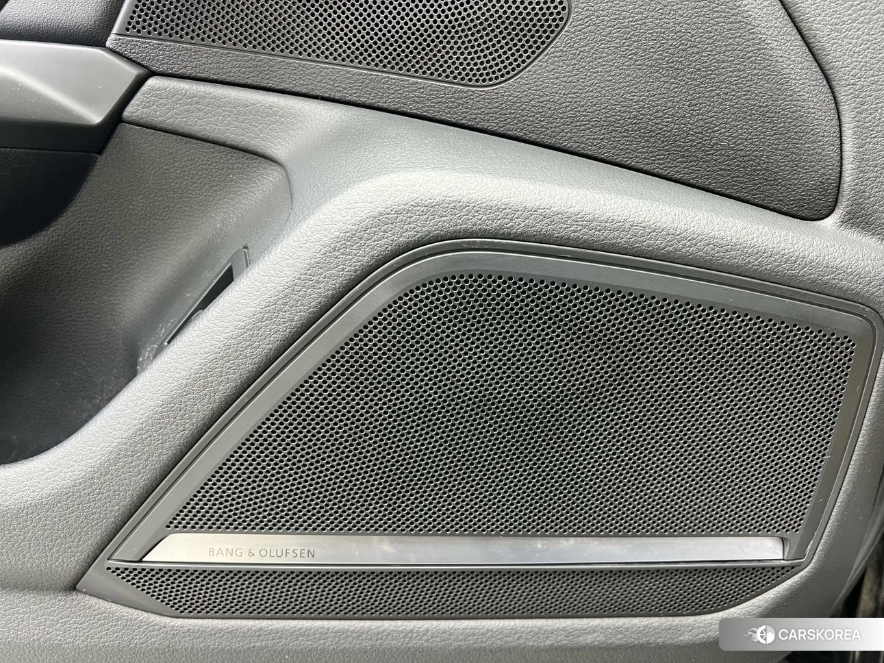 Audi A6L id 4468163 из Китая 9