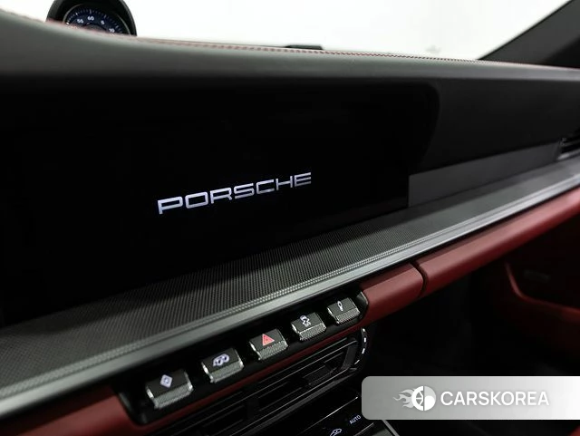 Porsche 911(992) id 3963575 из Кореи 9