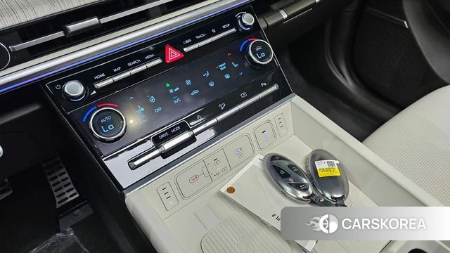 Hyundai Santa Fe (MX5) id 4400591 из Кореи 9