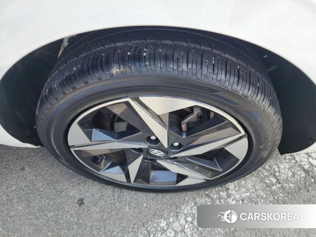 Hyundai Avante (CN7) id 3866547 из Кореи 9