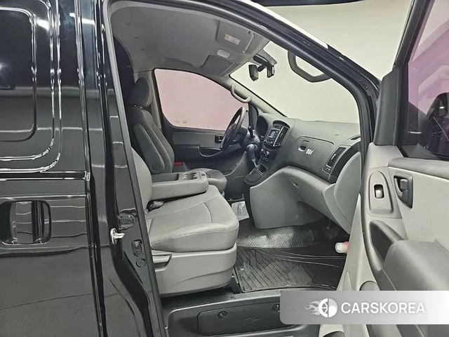 Hyundai The New Grand Starex id 4894846 из Кореи 9
