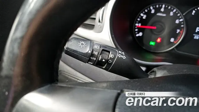 Kia The New Carens id 2835021 из Кореи 9