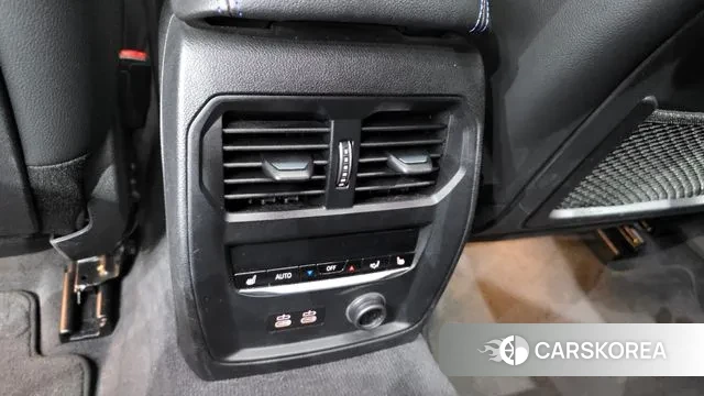 BMW 3 Series (G20) id 3319431 из Кореи 9