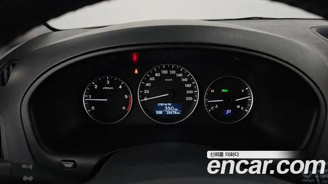 Hyundai The New Grand Starex id 2790312 из Кореи 9