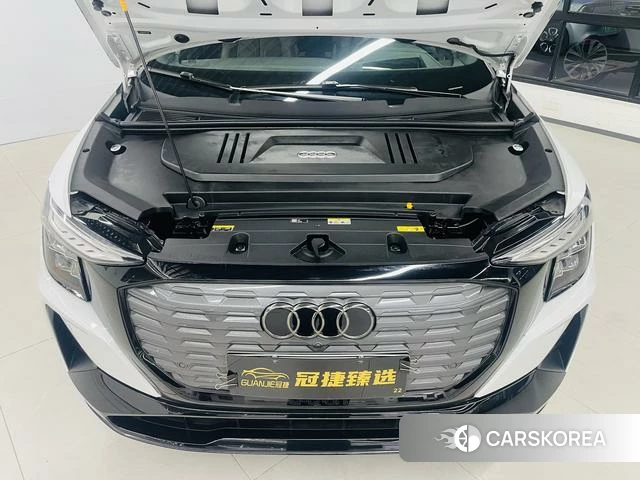 Audi Q5 e-tron id 4242355 из Китая 9