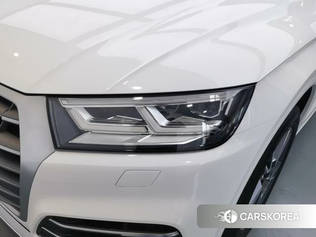 Audi Q5L id 4253100 из Китая 9