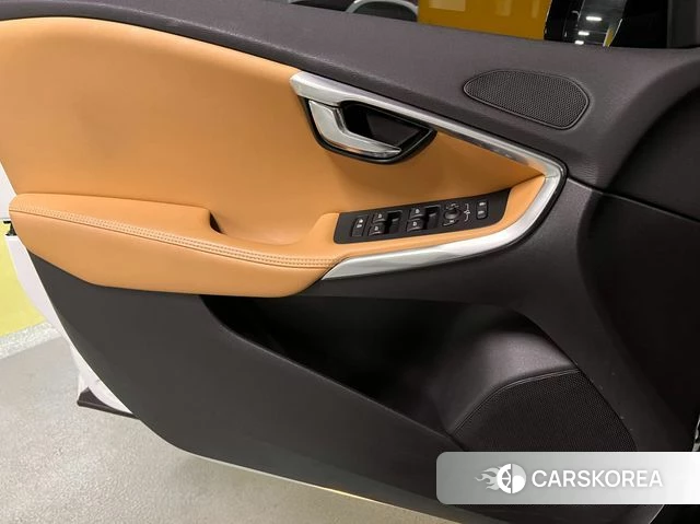 Volvo V40 Cross-Country id 4206723 из Кореи 9