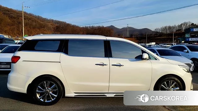 Kia The New Carnival id 3666888 из Кореи 9