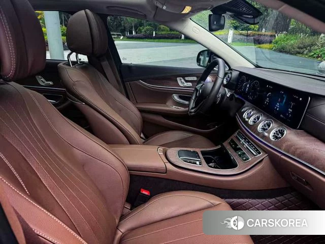 Mercedes-Benz E-class id 4306898 из Китая 9