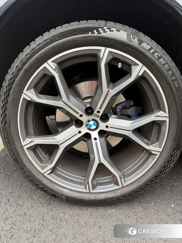 BMW X6 (G06) id 3696846 из Кореи 9