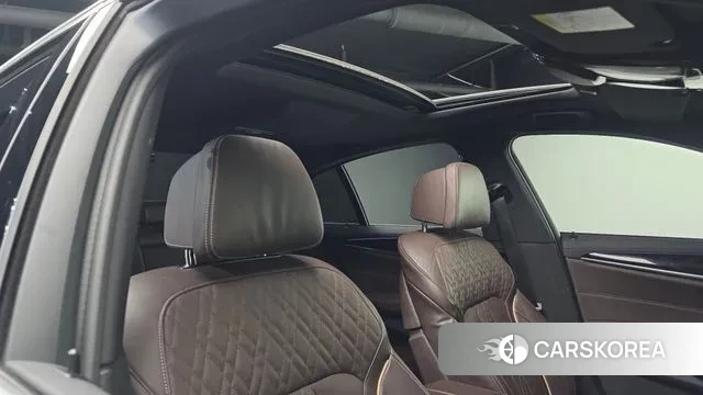 BMW 5 Series (G30) id 3681013 из Кореи 9