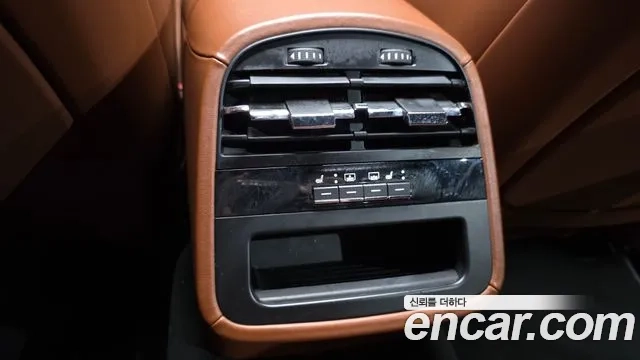 Maserati Quattroporte id 2945802 из Кореи 9